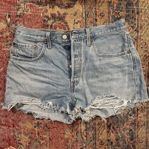 LEVI’S 501 Original Fit High-Rise Women’s Shorts